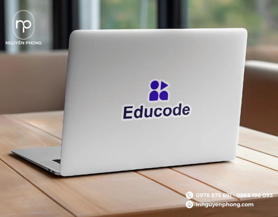 Logo giáo dục in trên sticker